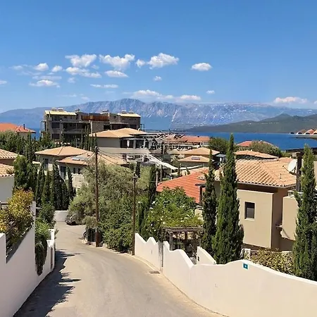 Apartament Charming With Pool In Nikiana