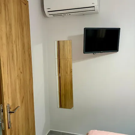 Modern With Pool In Апартамент *
